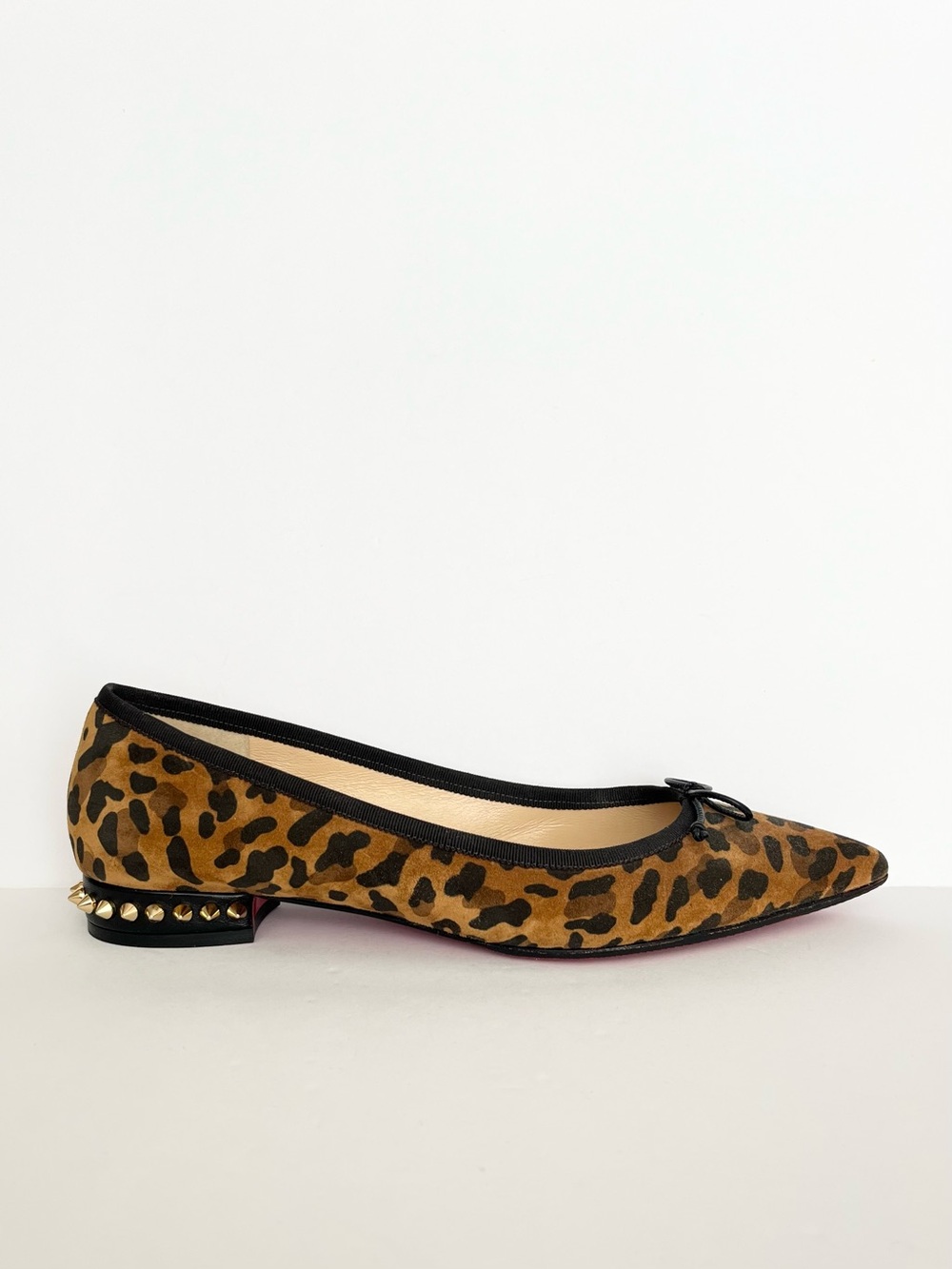 NEW Christian Louboutin Women's Ballet Flats Animal Cheetah Print Spikes 38.5